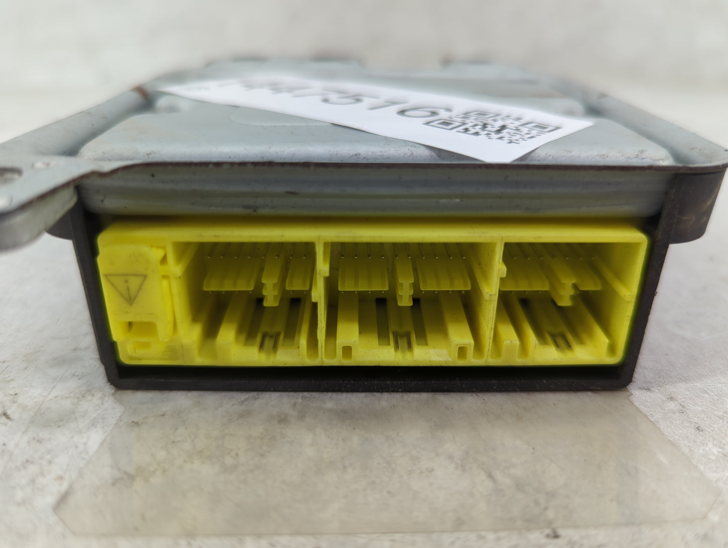 2017-2020 Infiniti Q50 Safety Restraint Srs Airbag Control Module - Oemusedautoparts1.com