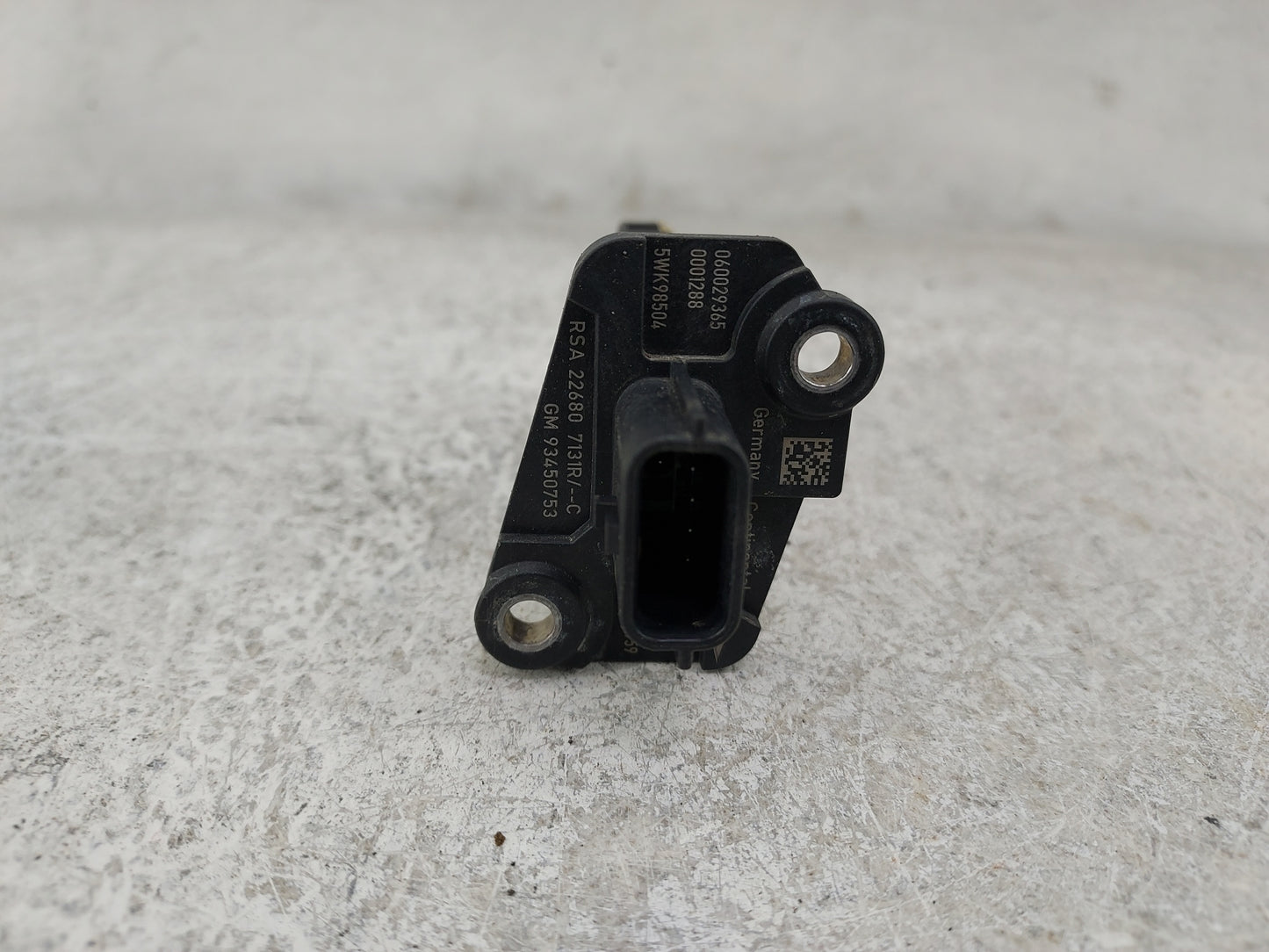 2016-2020 Infiniti Q50 Mass Air Flow Meter Maf 1486254 - Oemusedautoparts1.com