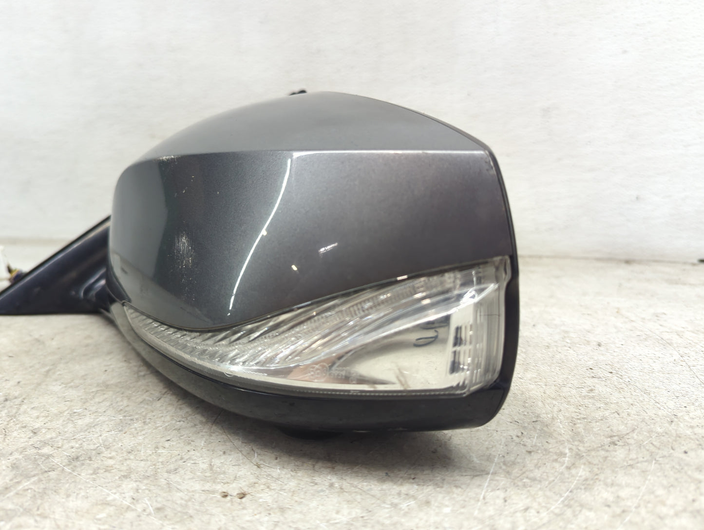 2019-2020 Infiniti Q50 Driver Side View Mirror - Left Door Mirror OEM Used - Oemusedautoparts1.com