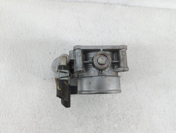 2016-2018 Infiniti Q50 Throttle Body P/N:RME60-52 Fits Fits 2016 2017 2018 OEM Used Auto Parts