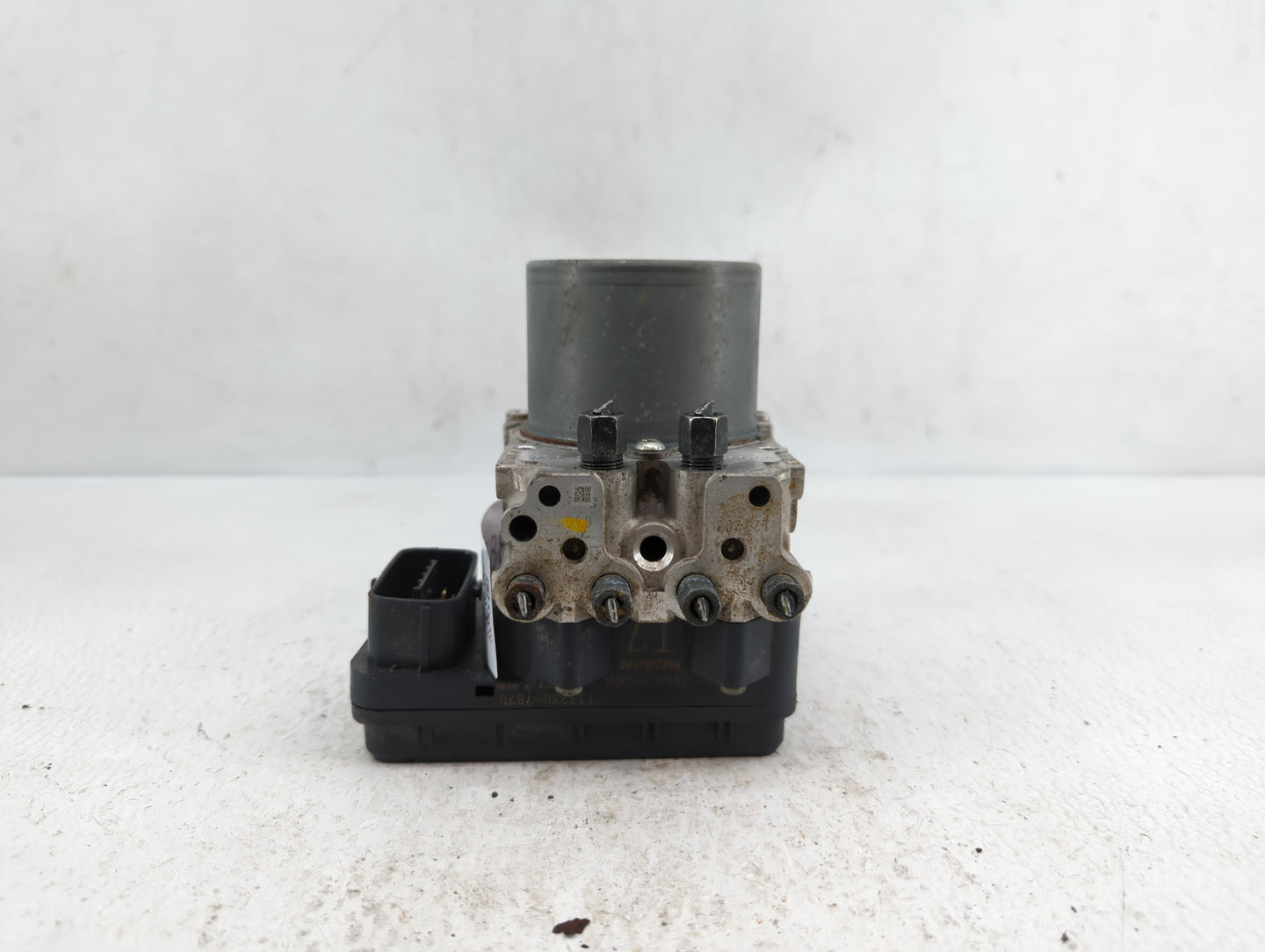 2020 Infiniti Q50 ABS Pump Control Module Replacement P/N:133230-7870 Fits OEM Used Auto Parts - Oemusedautoparts1.com