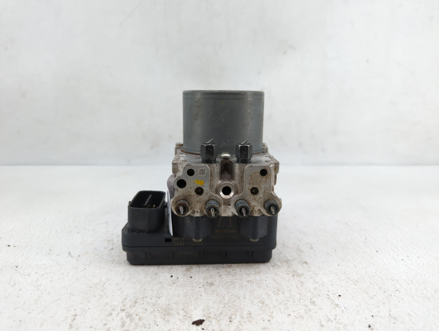 2020 Infiniti Q50 ABS Pump Control Module Replacement P/N:133230-7870 Fits OEM Used Auto Parts - Oemusedautoparts1.com
