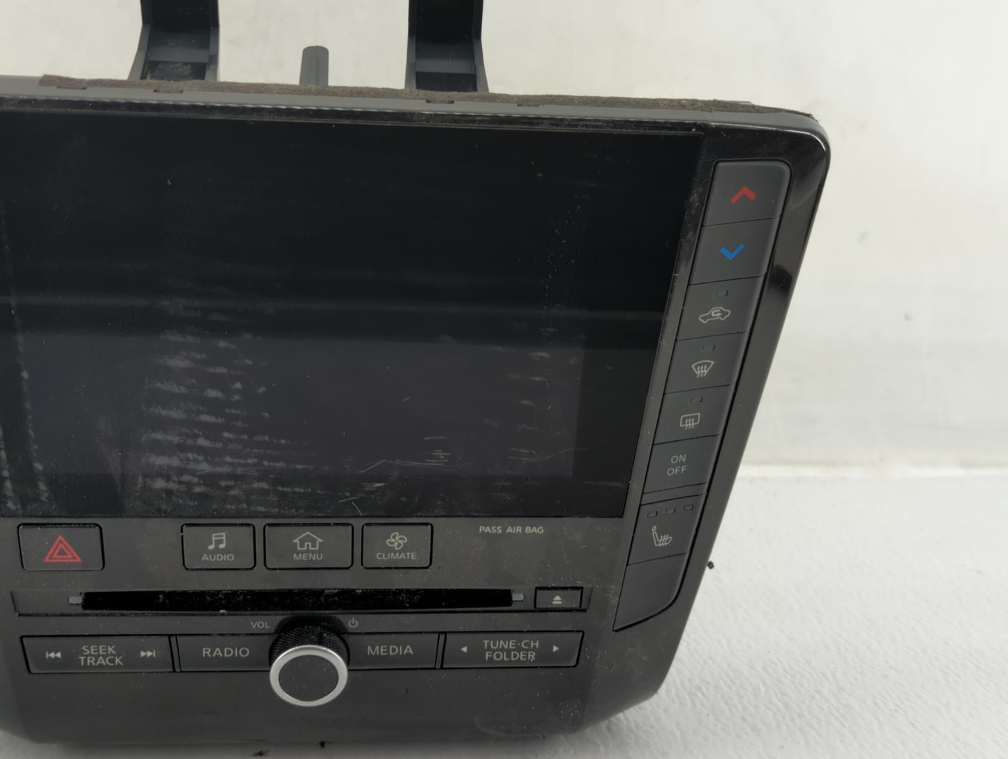 2020-2020 Infiniti Q50 Am Fm Cd Player Radio Receiver - Oemusedautoparts1.com