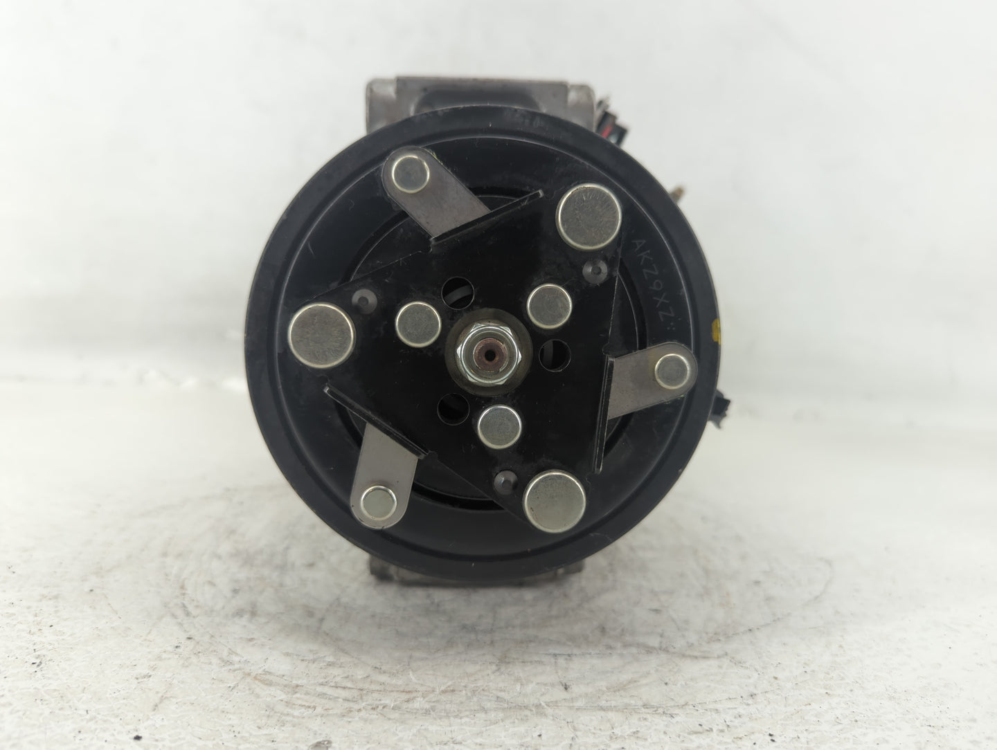 2016-2020 Infiniti Q50 Air Conditioning A/c Ac Compressor Oem - Oemusedautoparts1.com