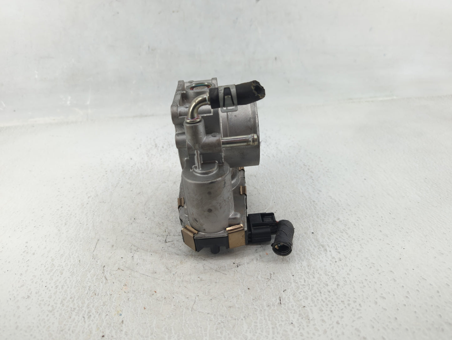 2016-2020 Infiniti Q50 Throttle Body P/N:RME60-52 Fits Fits 2016 2017 2018 2019 2020 OEM Used Auto Parts - Oemusedautoparts1