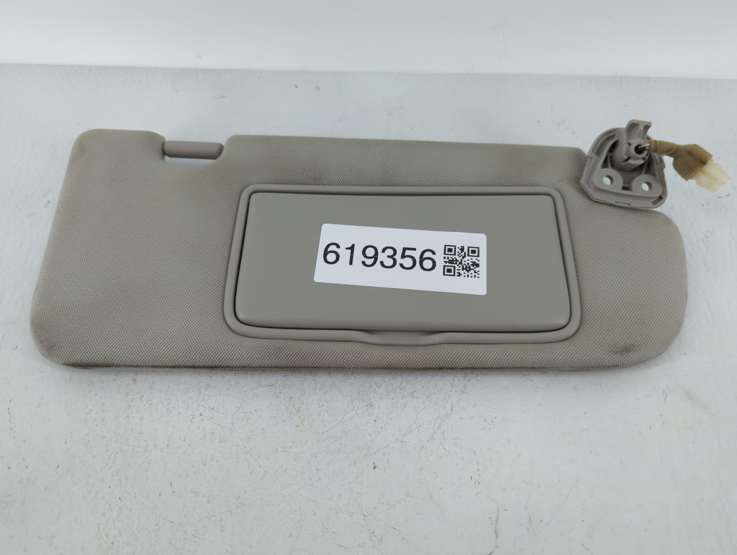 2014-2020 Infiniti Q50 Sun Visor Shade Replacement Passenger Right Mirror Fits Fits 2014 2015 2016 2017 2018 2019 2020 OEM U