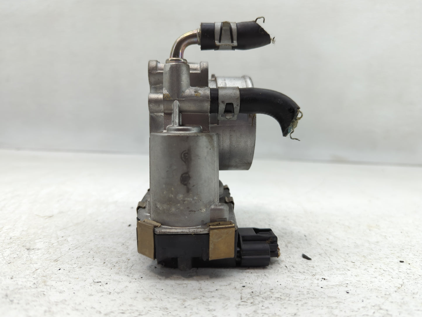 2016-2020 Infiniti Q50 Throttle Body P/N:8828 RME60-52 Fits Fits 2016 2017 2018 2019 2020 OEM Used Auto Parts - Oemusedautop