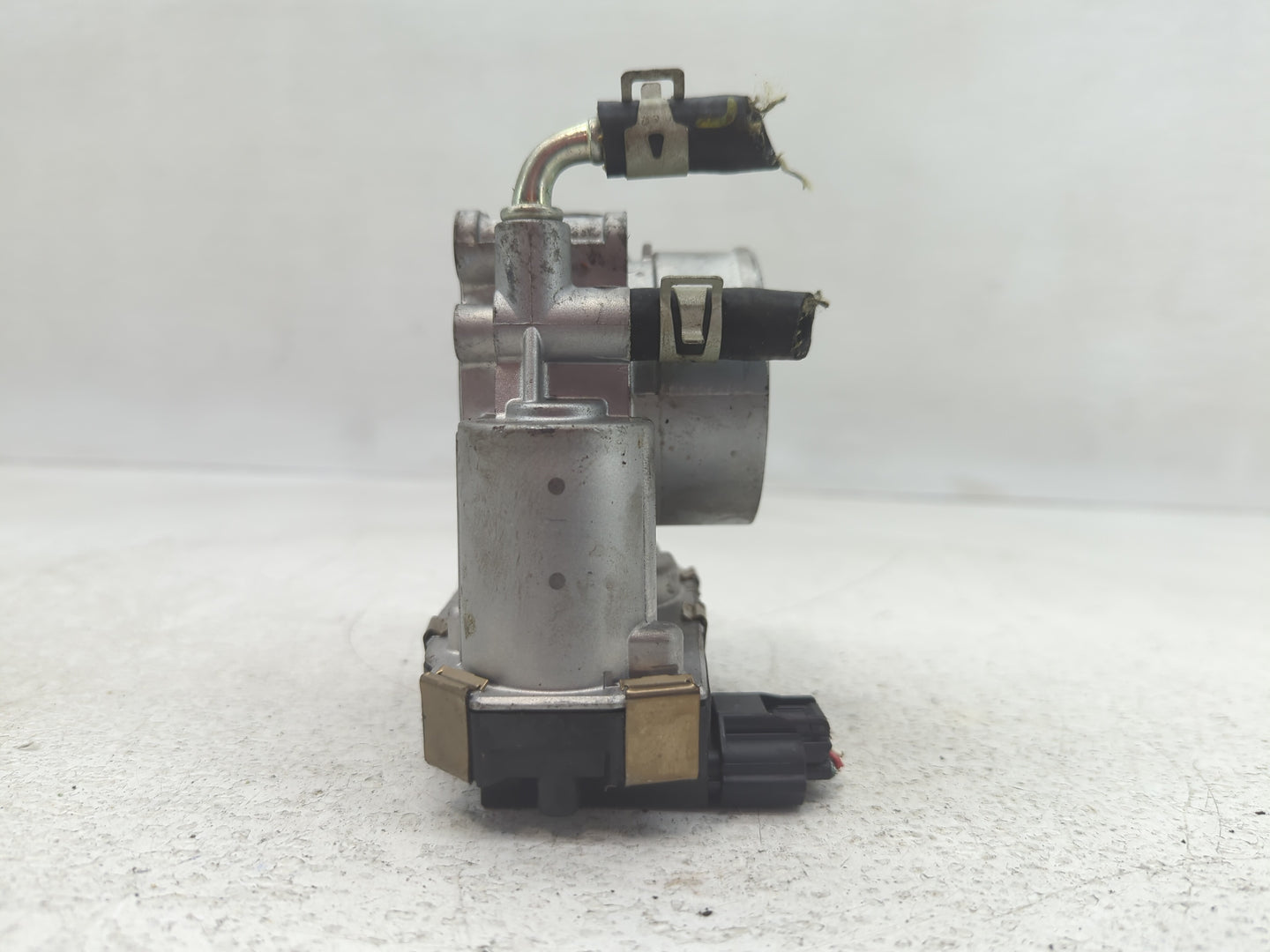 2016-2020 Infiniti Q50 Throttle Body P/N:1125 RME60-52 Fits Fits 2016 2017 2018 2019 2020 OEM Used Auto Parts - Oemusedautop