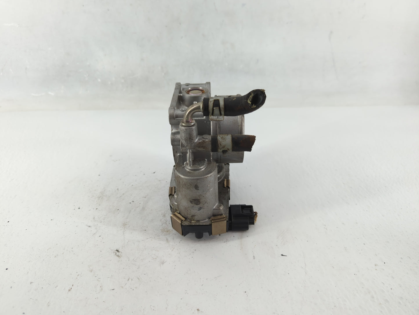 2016-2020 Infiniti Q50 Throttle Body P/N:6404 RME60-52 Fits Fits 2016 2017 2018 2019 2020 OEM Used Auto Parts - Oemusedautop