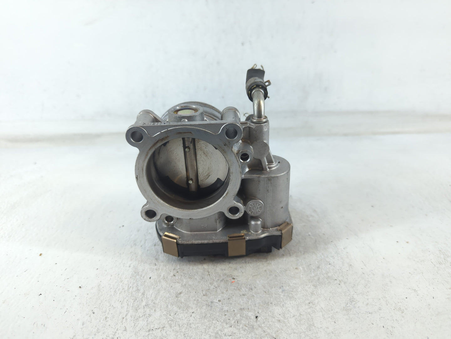 2016-2020 Infiniti Q50 Throttle Body P/N:8928 RME60-52 Fits Fits 2016 2017 2018 2019 2020 OEM Used Auto Parts - Oemusedautop