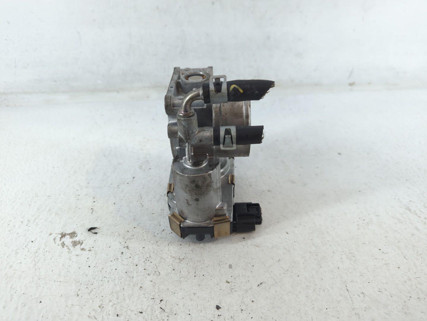 2016-2020 Infiniti Q50 Throttle Body P/N:9716 RME60-52 Fits Fits 2016 2017 2018 2019 2020 OEM Used Auto Parts - Oemusedautop
