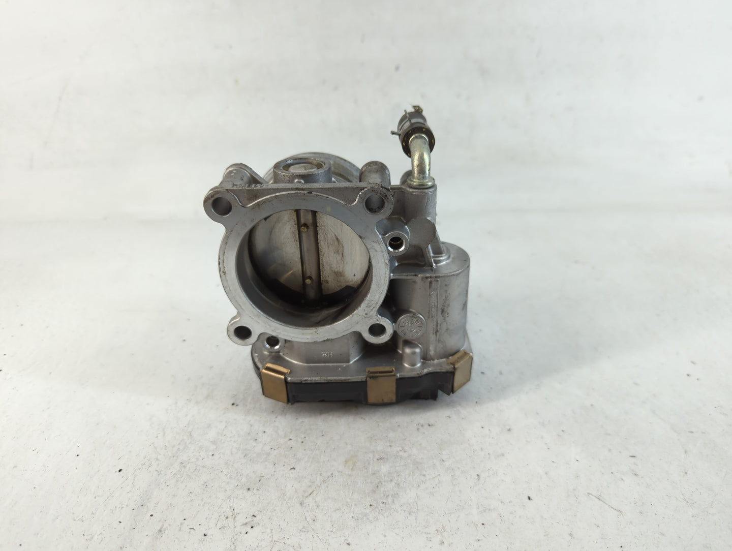 2016-2020 Infiniti Q50 Throttle Body P/N:9X16 RME60-52 Fits Fits 2016 2017 2018 2019 2020 OEM Used Auto Parts - Oemusedautop
