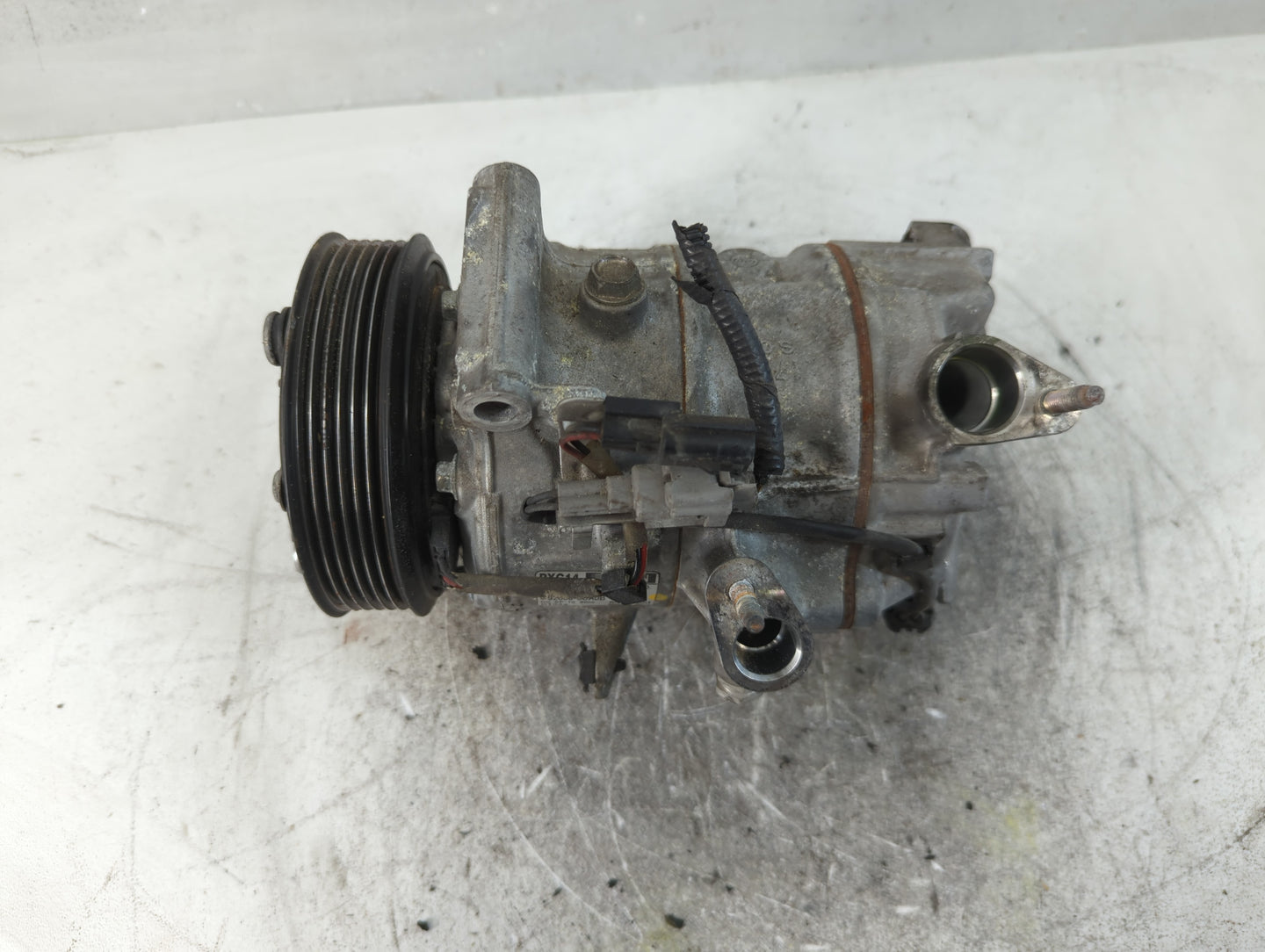 2016-2020 Infiniti Q50 Air Conditioning A/c Ac Compressor Oem - Oemusedautoparts1.com