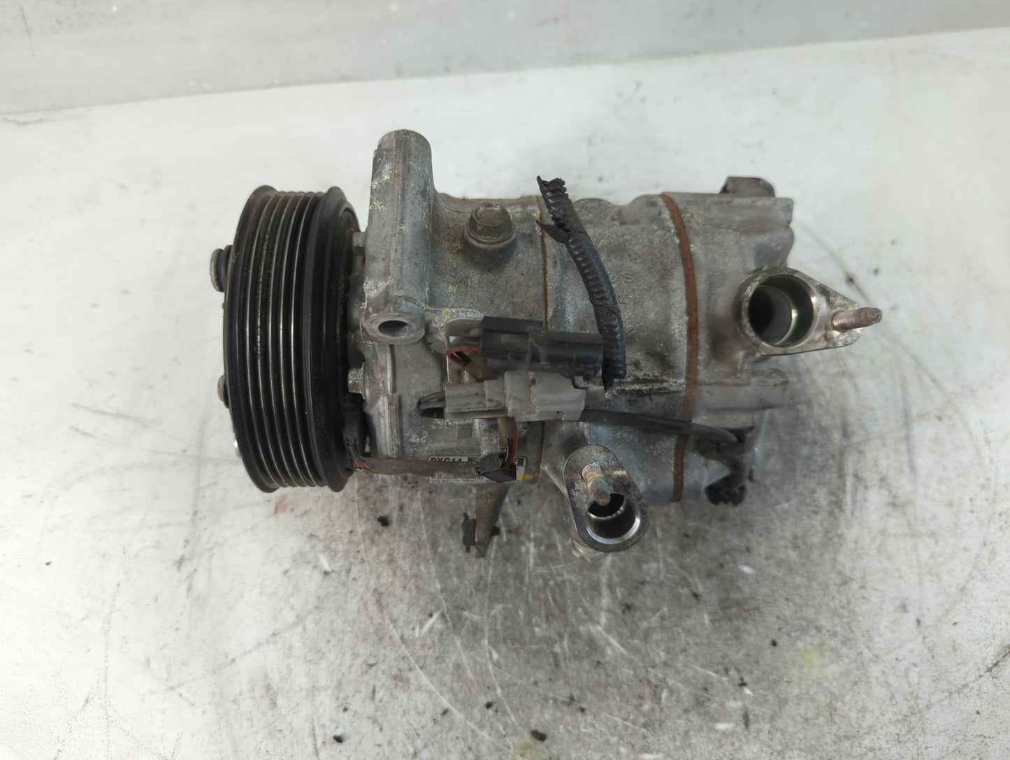 2016-2020 Infiniti Q50 Air Conditioning A/c Ac Compressor Oem - Oemusedautoparts1.com