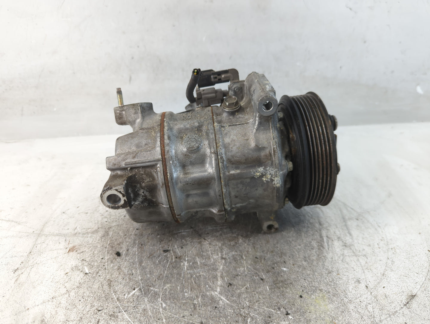 2016-2020 Infiniti Q50 Air Conditioning A/c Ac Compressor Oem - Oemusedautoparts1.com