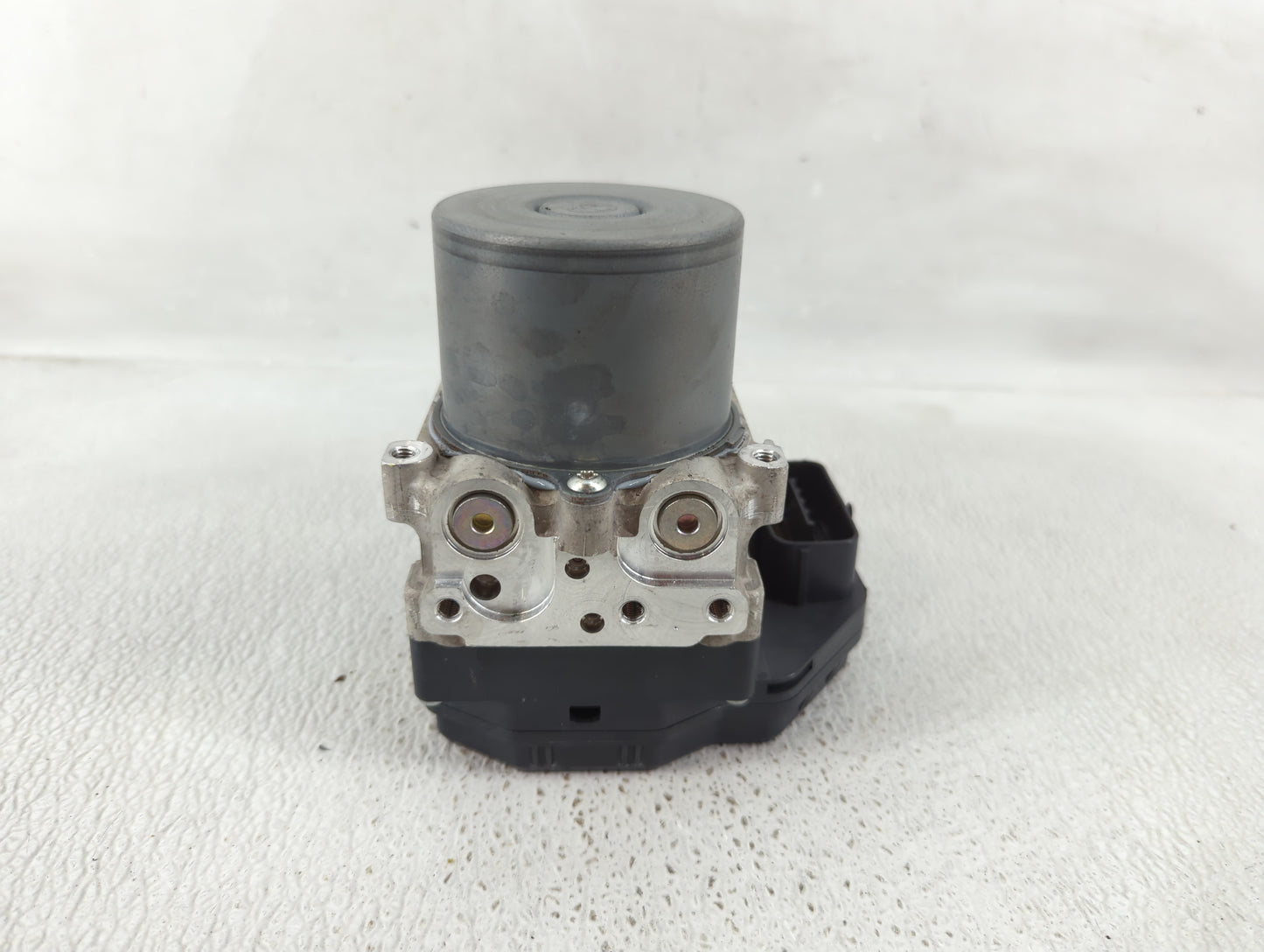 2018-2020 Infiniti Q60 ABS Pump Control Module Replacement P/N:47660 5CK2A Fits Fits 2018 2019 2020 OEM Used Auto Parts - Oe