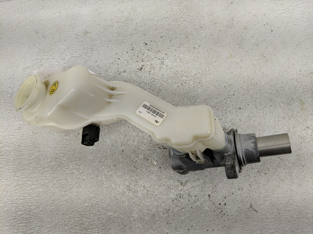 2019-2020 Infiniti Qx50 Brake Master Cylinder 1313784 - Oemusedautoparts1.com