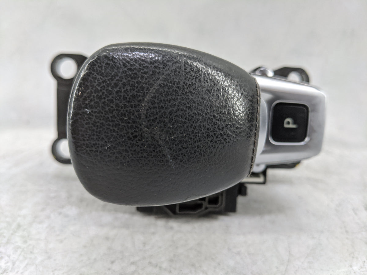 2020 Infiniti Qx50 Floor Console Assembly Shifter Black - Oemusedautoparts1.com