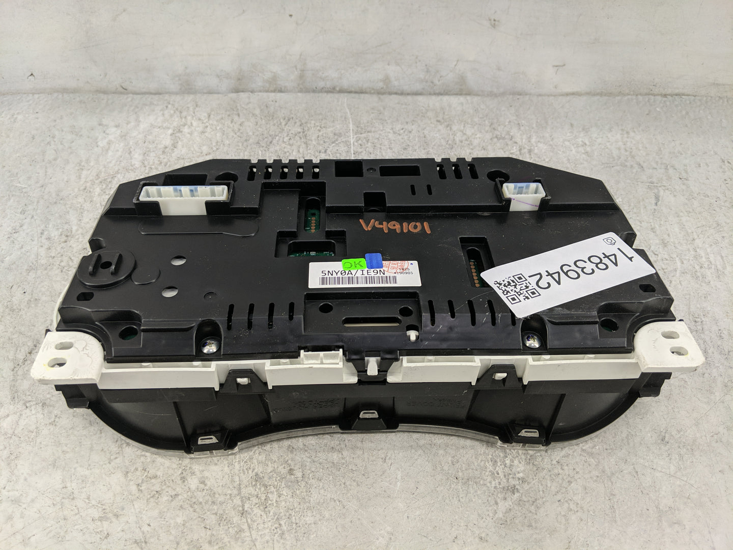 2020 Infiniti Qx50 Instrument Cluster Speedometer Gauges P/N:5NY0A/IE9N Miles: Fits OEM Used Auto Parts - Oemusedautoparts1.