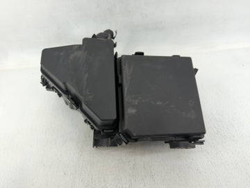 2019-2020 Infiniti Qx50 Fusebox Fuse Box Panel Relay Module P/N:3867979046 284B7 5NA0C Fits Fits 2019 2020 OEM Used Auto Par