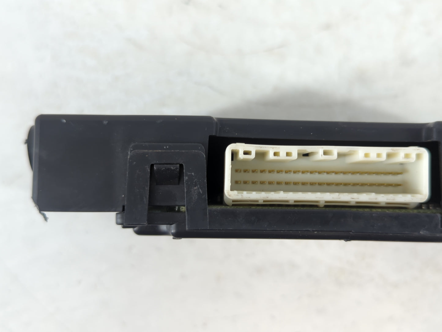 2019-2020 Infiniti Qx60 Chassis Control Module Ccm Bcm Body Control - Oemusedautoparts1.com
