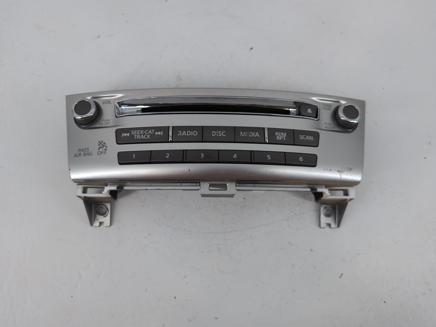 2017-2020 Infiniti Qx60 Radio AM FM Cd Player Receiver Replacement P/N:253W100A11 Fits Fits 2017 2018 2019 2020 OEM Used Aut