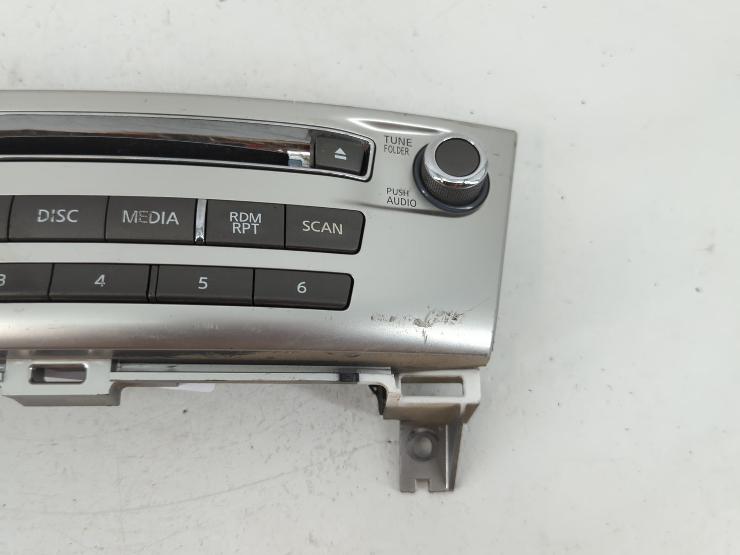 2017-2020 Infiniti Qx60 Radio AM FM Cd Player Receiver Replacement P/N:253W100A11 Fits Fits 2017 2018 2019 2020 OEM Used Aut