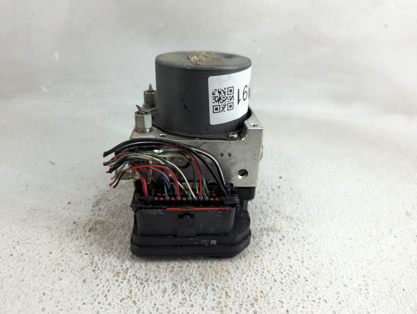 2020 Infiniti Qx60 ABS Pump Control Module Replacement P/N:116040-51100 Fits OEM Used Auto Parts - Oemusedautoparts1.com