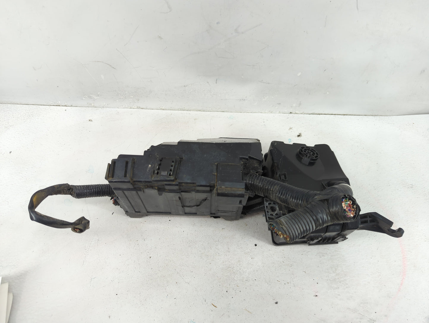 2015-2020 Infiniti Qx60 Fusebox Fuse Box Panel Relay Module Fits Fits 2015 2016 2017 2018 2019 2020 2022 OEM Used Auto Parts