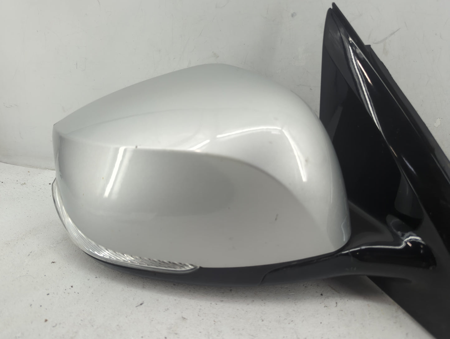 2016-2020 Infiniti Qx60 Passenger Side View Mirror - Right Door Mirror OEM Used - Oemusedautoparts1.com