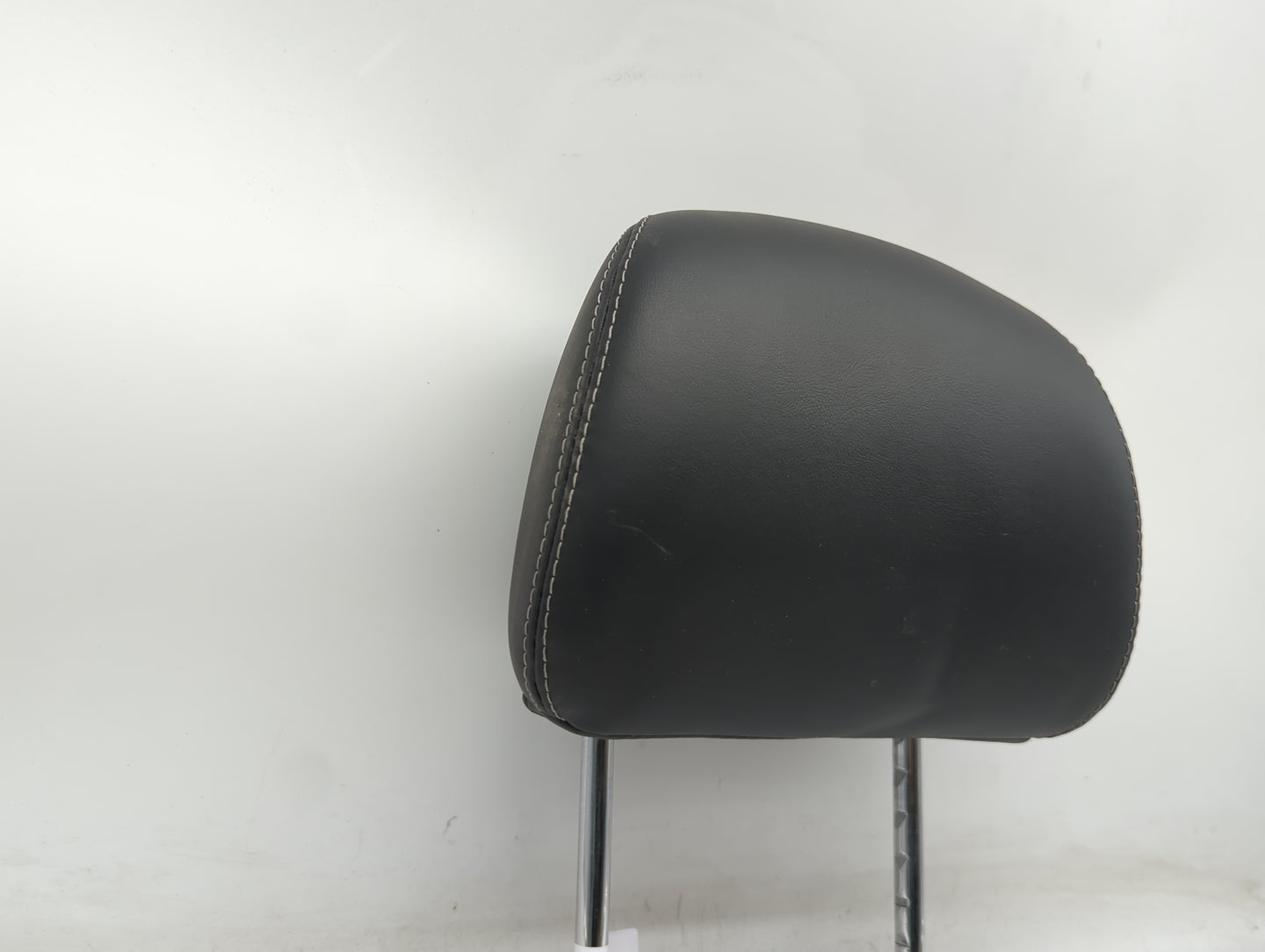 2019-2020 Infiniti Qx60 Headrest Head Rest Rear Seat Fits Fits 2019 2020 OEM Used Auto Parts - Oemusedautoparts1.com