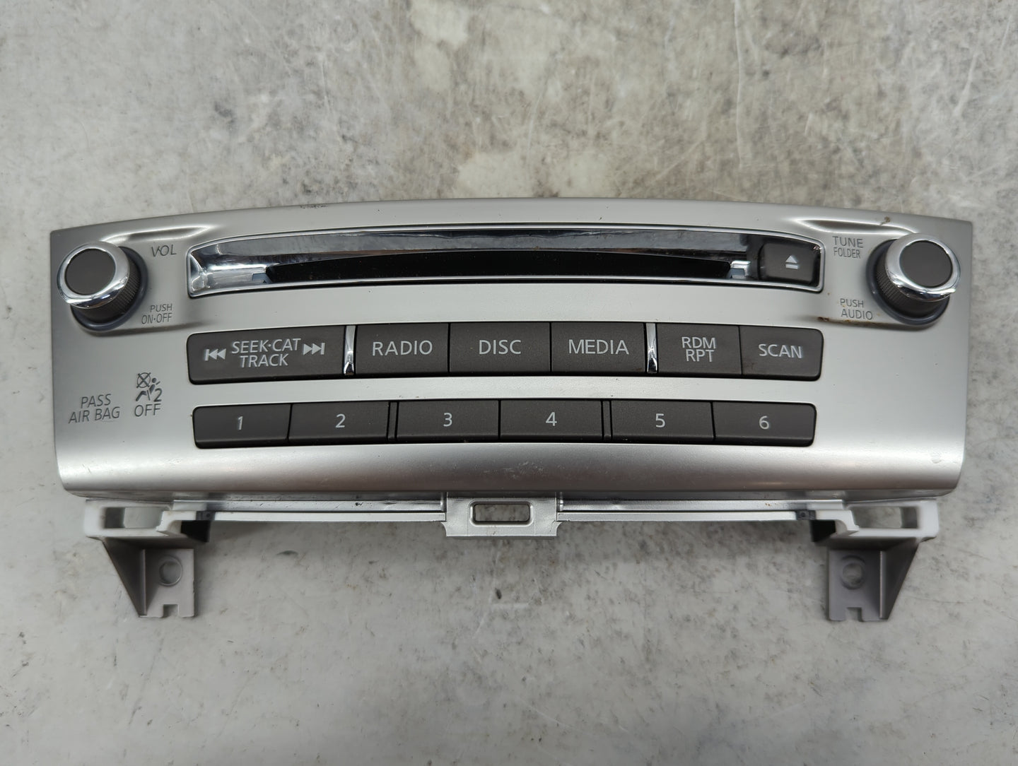 2017-2020 Infiniti Qx60 Radio Control Panel 1467819 - Oemusedautoparts1.com