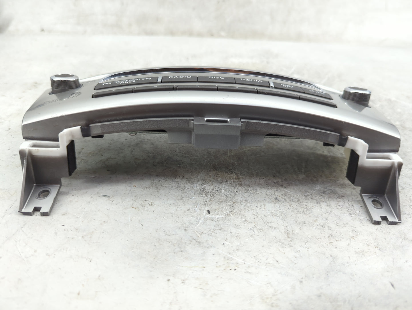 2017-2020 Infiniti Qx60 Radio Control Panel 1467819 - Oemusedautoparts1.com