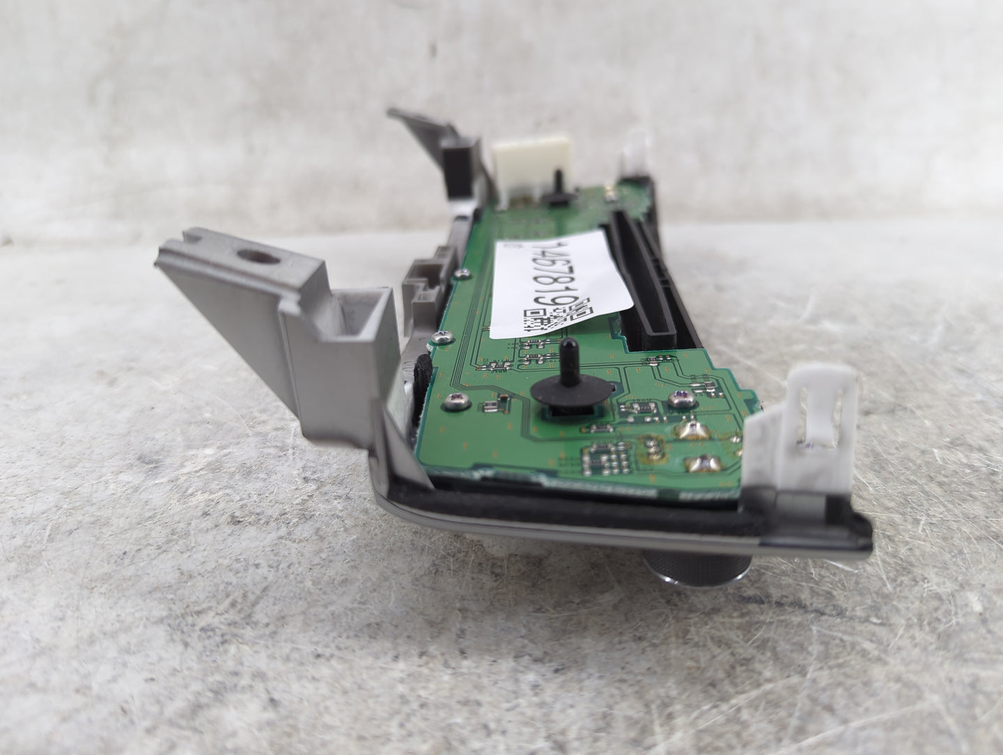 2017-2020 Infiniti Qx60 Radio Control Panel 1467819 - Oemusedautoparts1.com