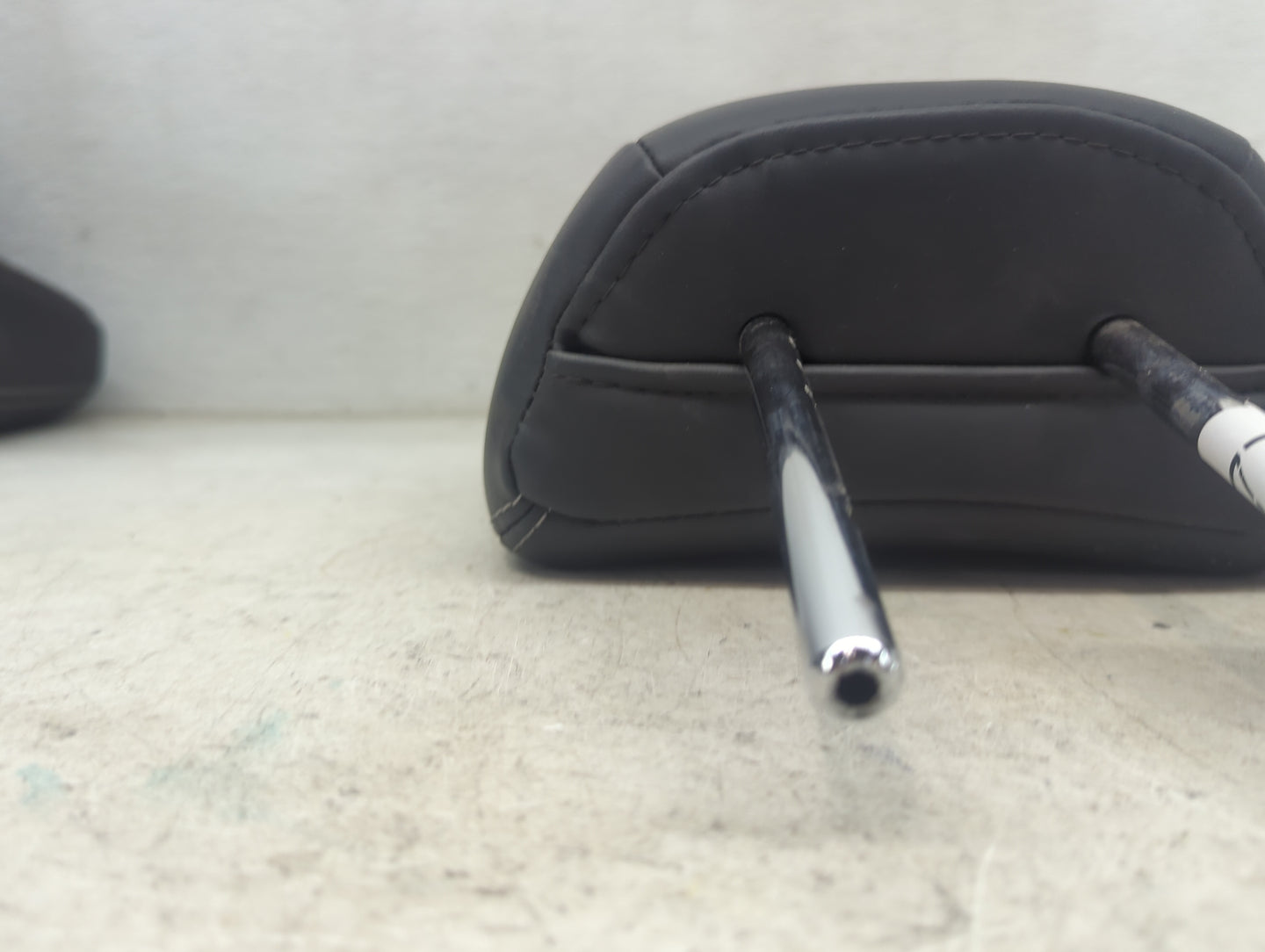 2020 Infiniti Qx60 Headrest Head Rest Rear Seat Fits OEM Used Auto Parts - Oemusedautoparts1.com