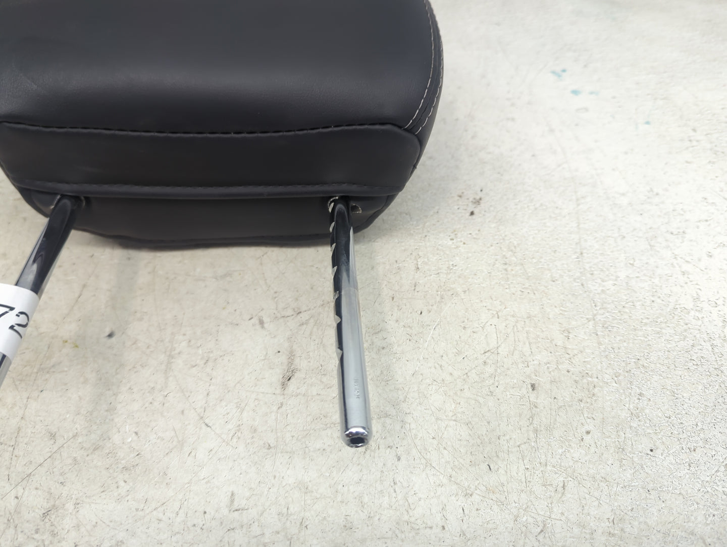 2020 Infiniti Qx60 Headrest Head Rest Front Driver Seat Black - Oemusedautoparts1.com
