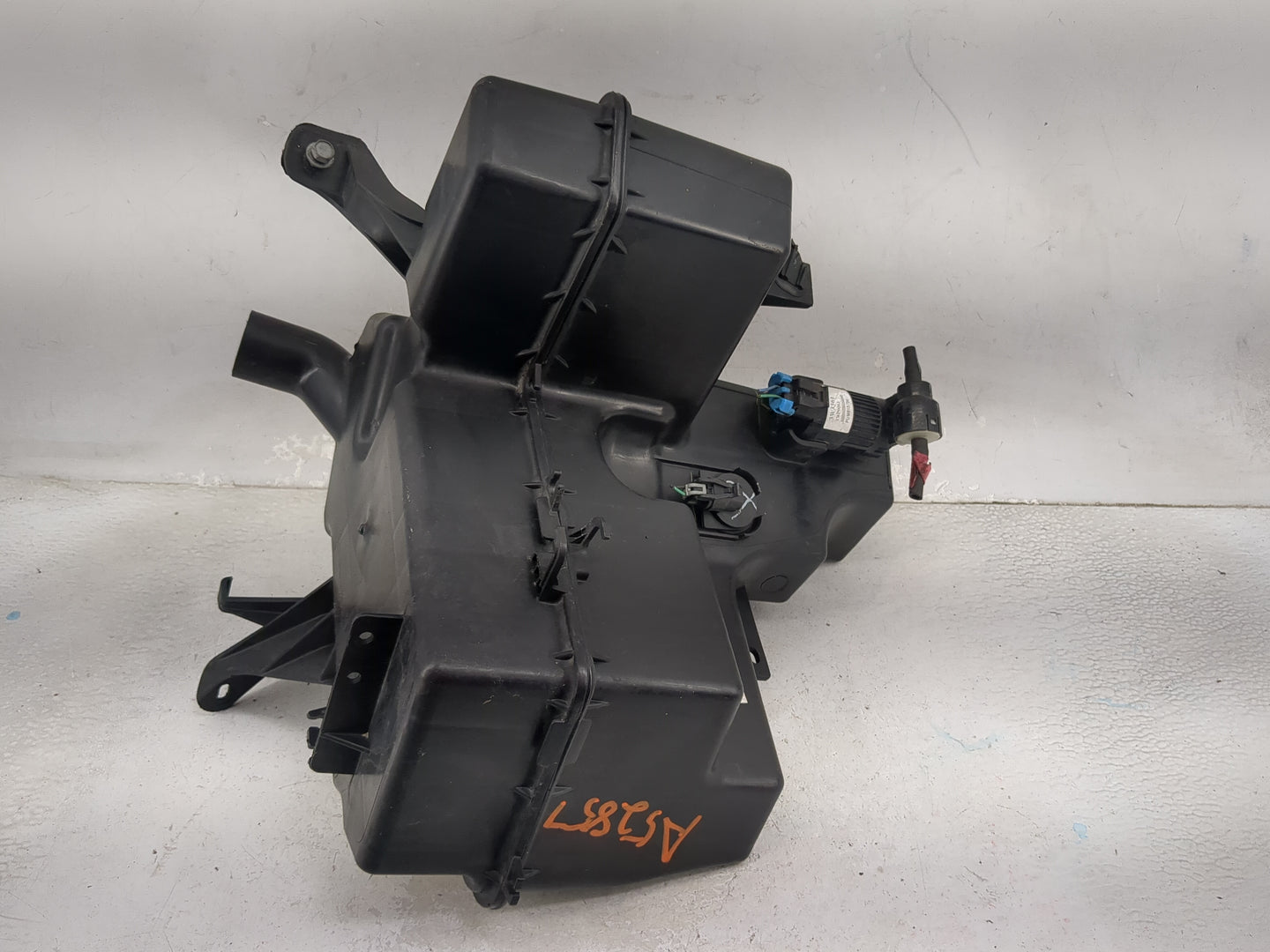 2014-2020 Infiniti Qx60 Windshield Washer Fluid Reservoir Bottle Oem - Oemusedautoparts1.com