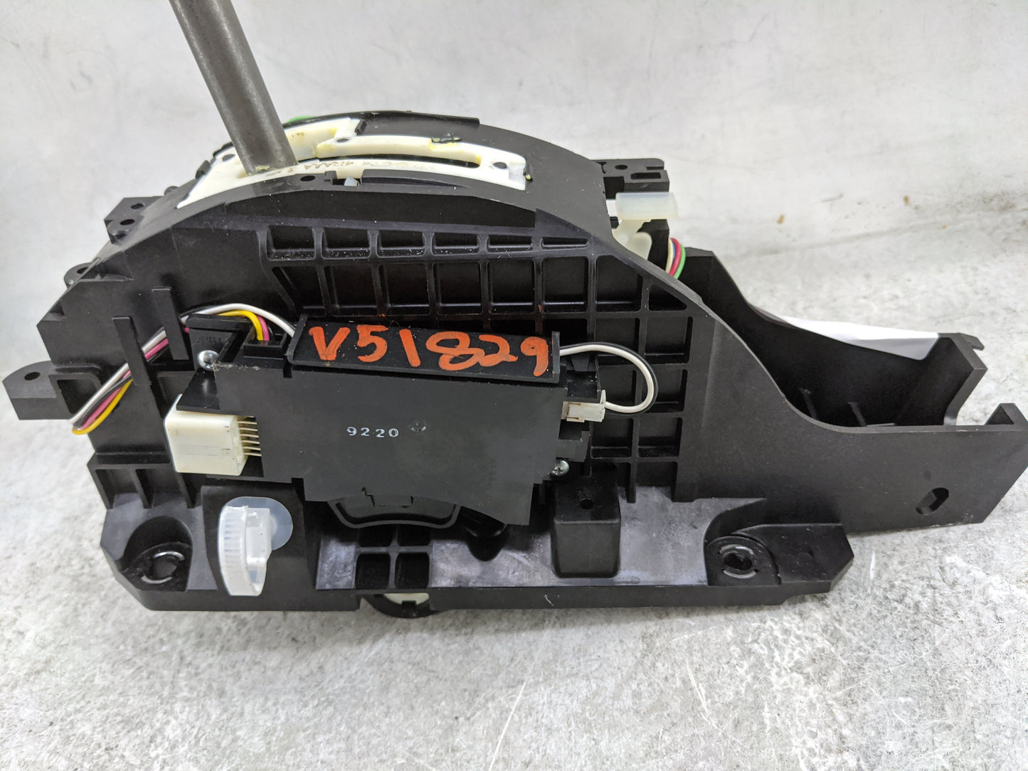 2020 Infiniti Qx60 Floor Console Assembly Shifter - Oemusedautoparts1.com