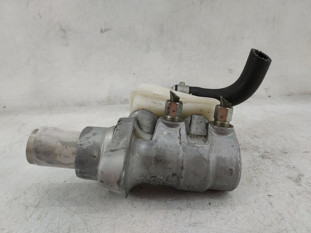 2014-2020 Infiniti Qx60 Brake Master Cylinder 1498989 - Oemusedautoparts1.com