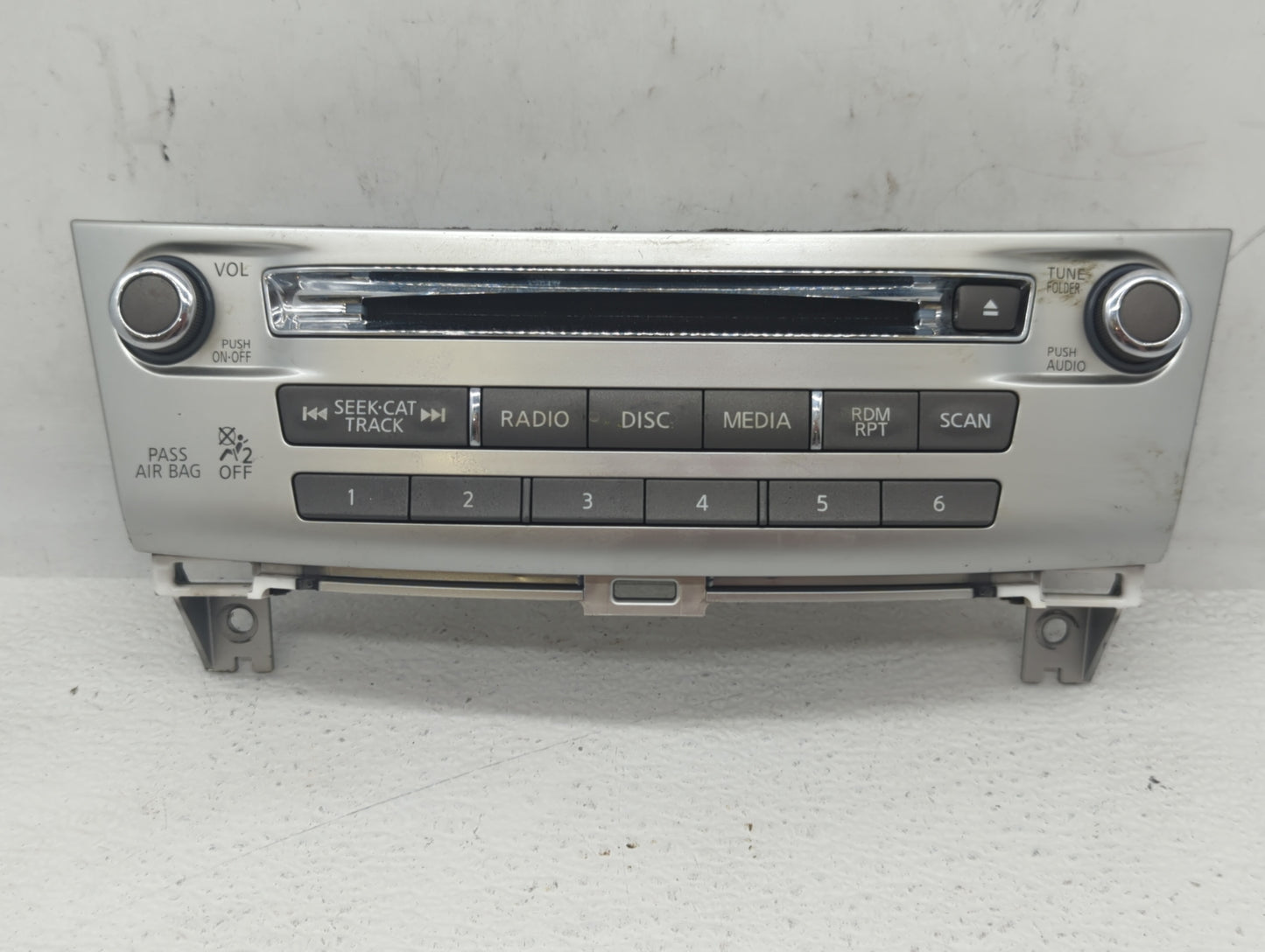 2017-2020 Infiniti Qx60 Radio Control Panel - Oemusedautoparts1.com