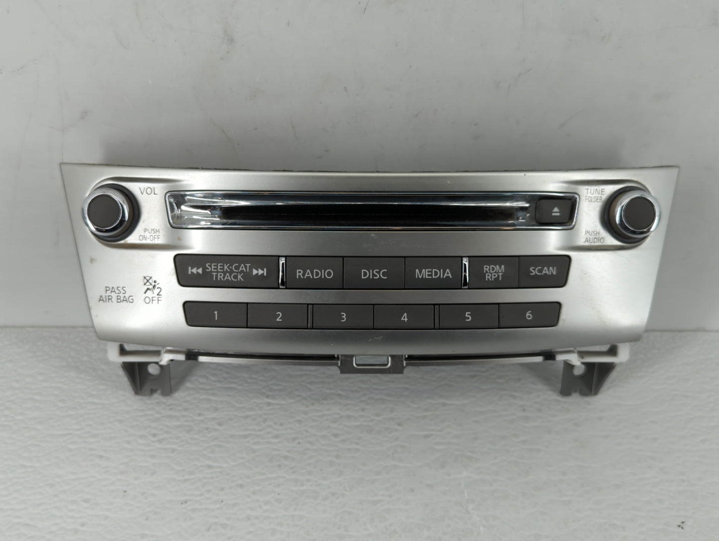 2017-2020 Infiniti Qx60 Radio Control Panel - Oemusedautoparts1.com