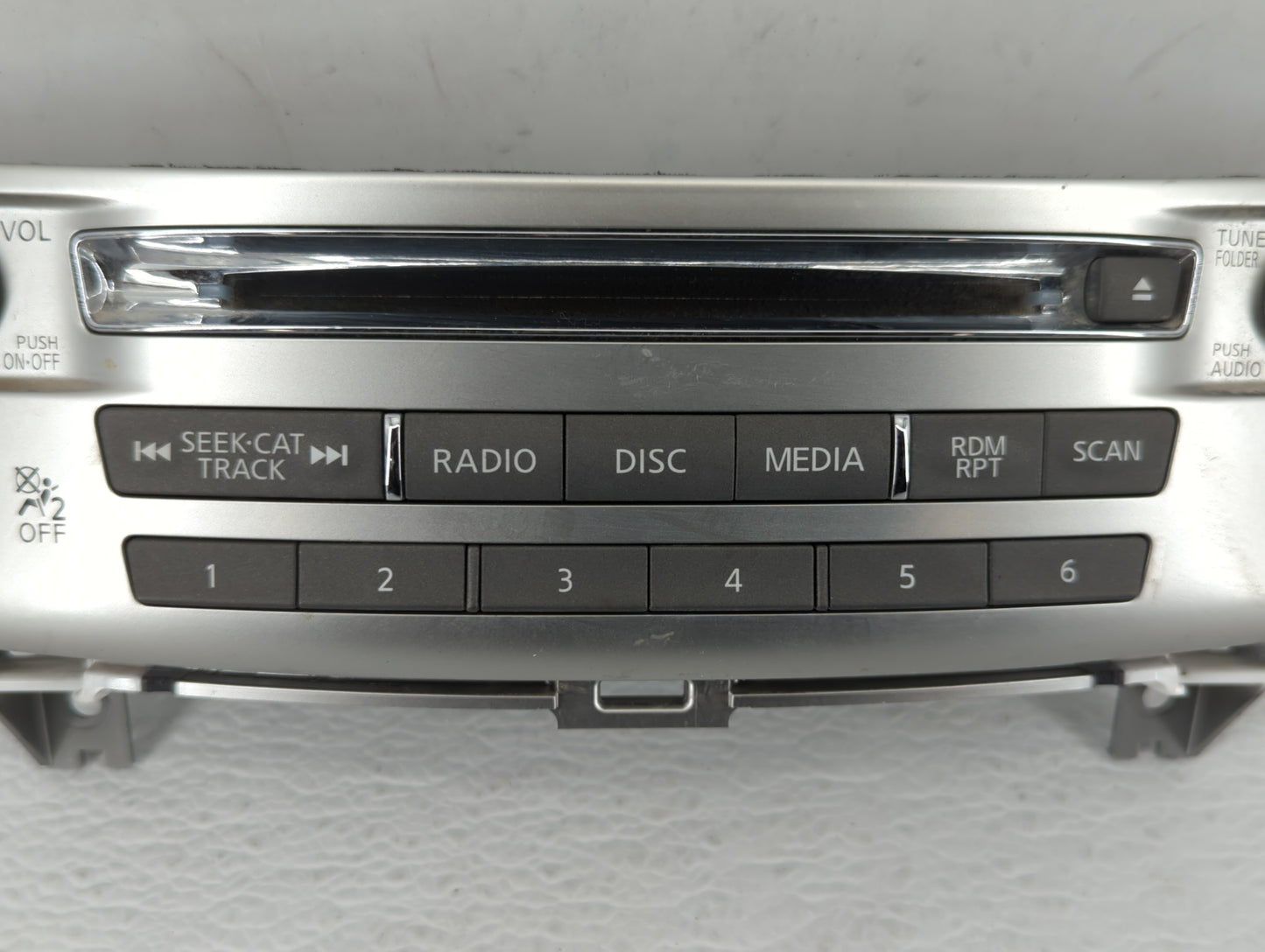 2017-2020 Infiniti Qx60 Radio Control Panel - Oemusedautoparts1.com