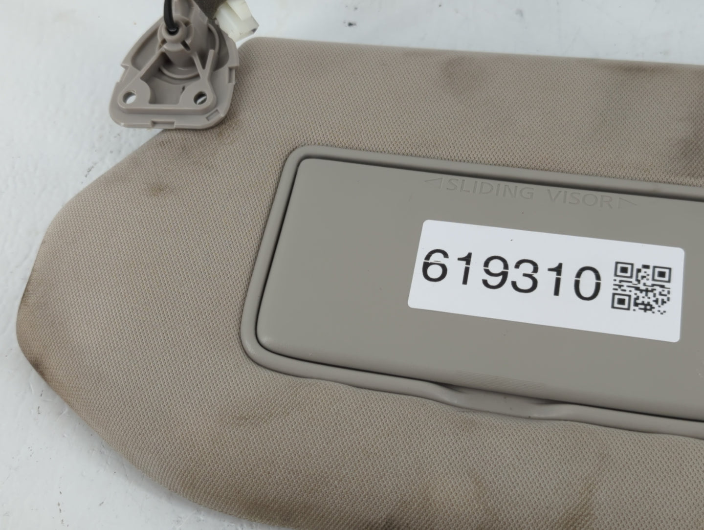 2019-2020 Infiniti Qx60 Sun Visor Shade Replacement Passenger Right Mirror Fits Fits 2019 2020 OEM Used Auto Parts - Oemused