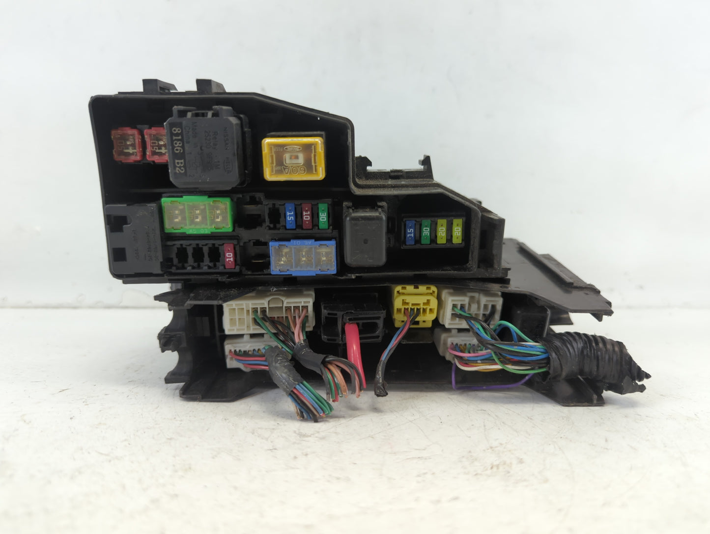 2015-2020 Infiniti Qx60 Fusebox Fuse Box Panel Relay Module P/N:7254-5763-30 24381 7990A Fits OEM Used Auto Parts - Oemuseda