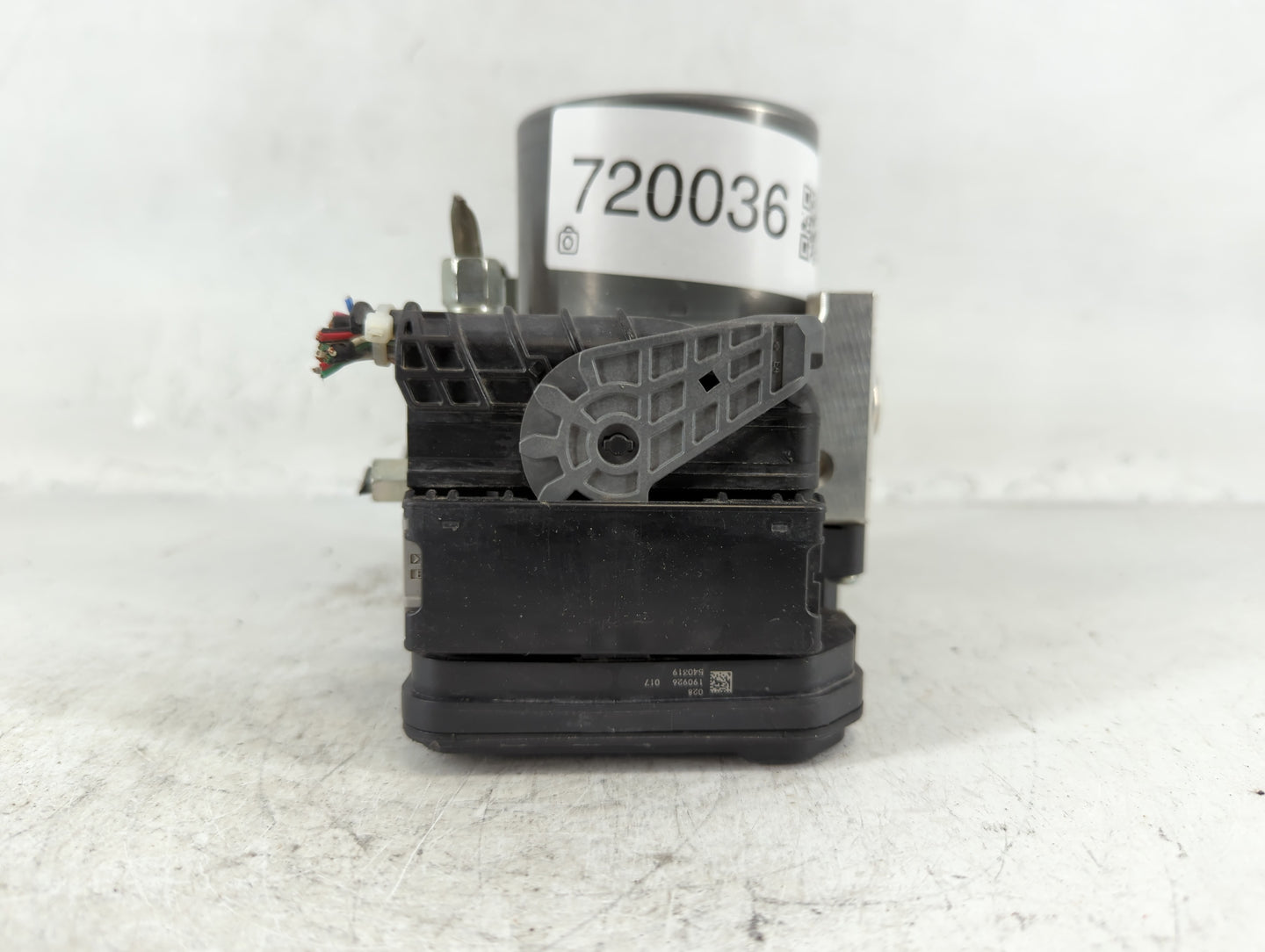 2018-2020 Infiniti Qx60 ABS Pump Control Module Replacement P/N:47660 9PP0B 116040-51100 Fits Fits 2018 2019 2020 OEM Used A