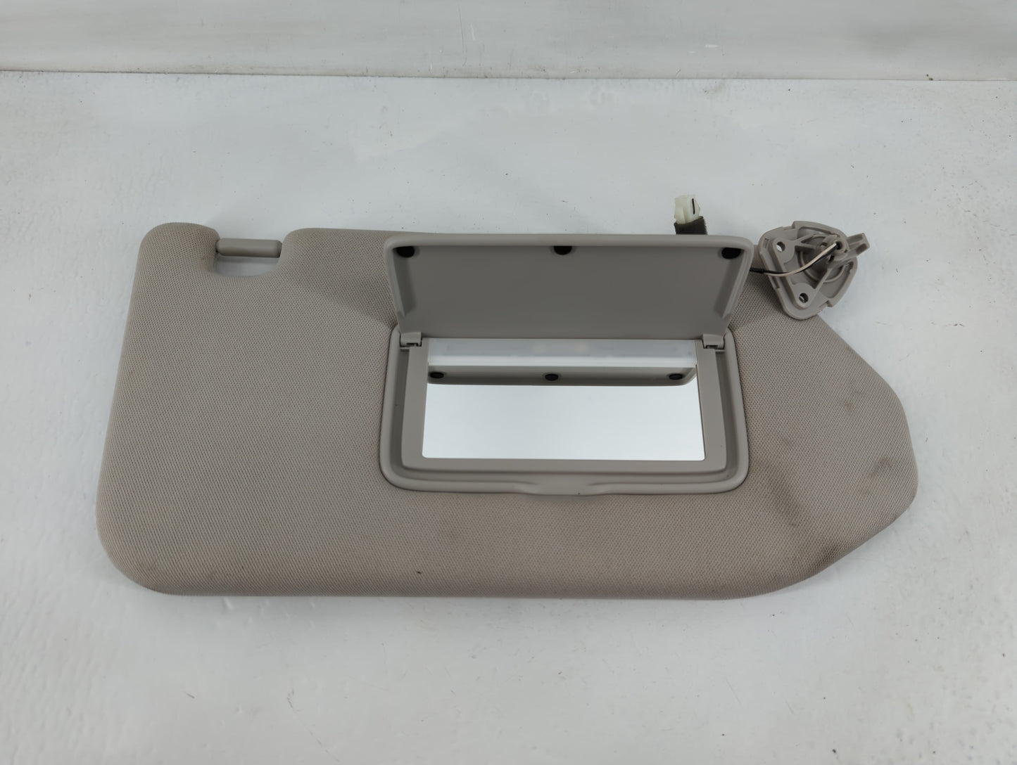 2019-2020 Infiniti Qx60 Sun Visor Shade Replacement Passenger Right Mirror Fits Fits 2019 2020 OEM Used Auto Parts - Oemused