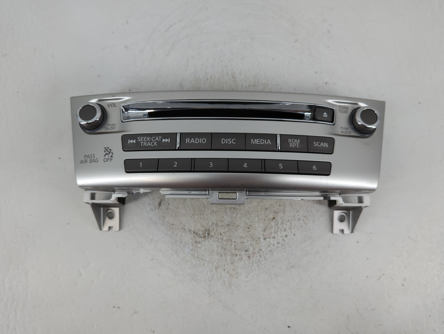 2017-2020 Infiniti Qx60 Radio AM FM Cd Player Receiver Replacement P/N:253W100A11 Fits Fits 2017 2018 2019 2020 OEM Used Aut
