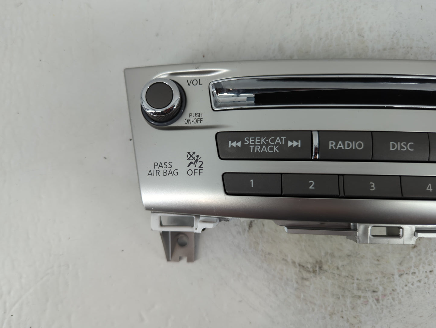 2017-2020 Infiniti Qx60 Radio AM FM Cd Player Receiver Replacement P/N:253W100A11 Fits Fits 2017 2018 2019 2020 OEM Used Aut