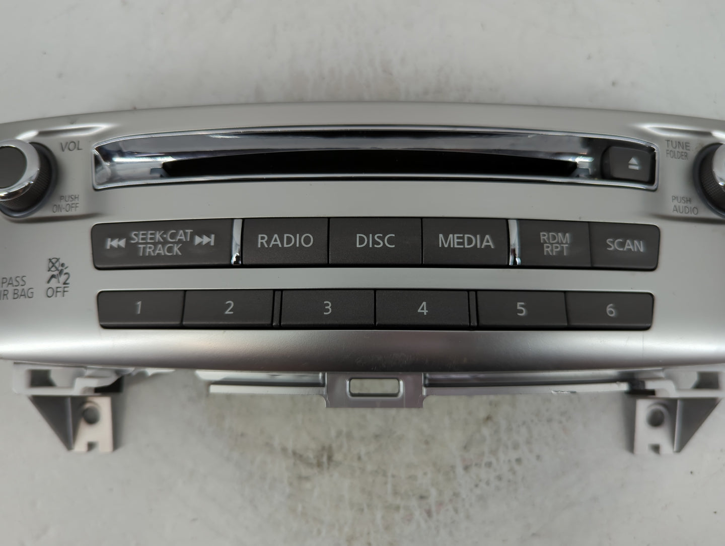 2017-2020 Infiniti Qx60 Radio AM FM Cd Player Receiver Replacement P/N:253W100A11 Fits Fits 2017 2018 2019 2020 OEM Used Aut
