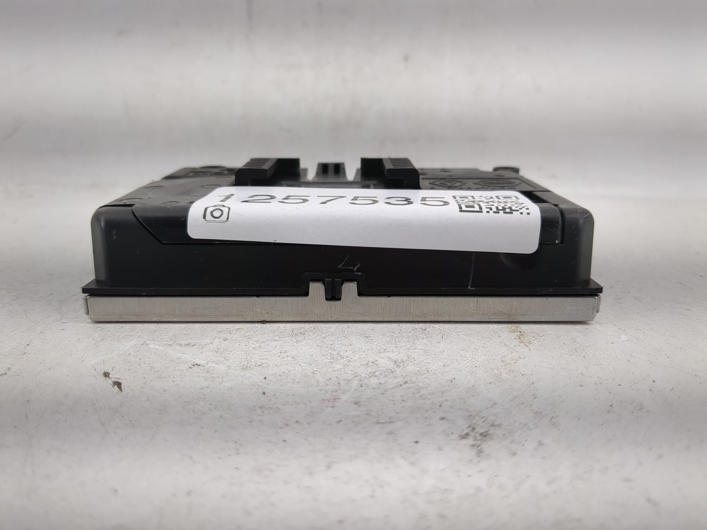 2020 Infiniti Qx80 Chassis Control Module Ccm Bcm Body Control - Oemusedautoparts1.com